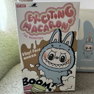 POP MART *Exciting Macaron* Labubu *Authentic/Bind Box)